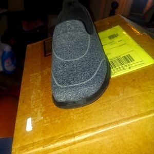 Skechers slip on loafers NEW